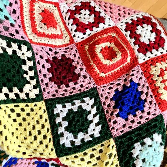 Granny square multicolored throw blanket Afghan. - Picture 9 of 11